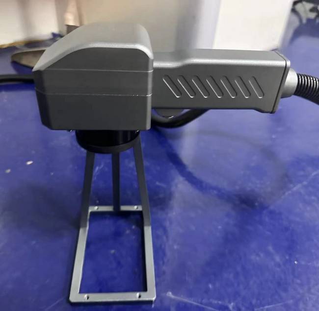 Industrial Grade Laser Engraver - ファイバーレーザー彫刻機 ポータブルデスクトップハンドヘルド 2-in-1 工業用レーザーマーキングマシン