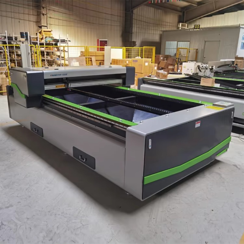 カスタマイズ可能な単頭CO2レーザーカッター200W 300 - Industrial Laser Cutters のレビューと価格