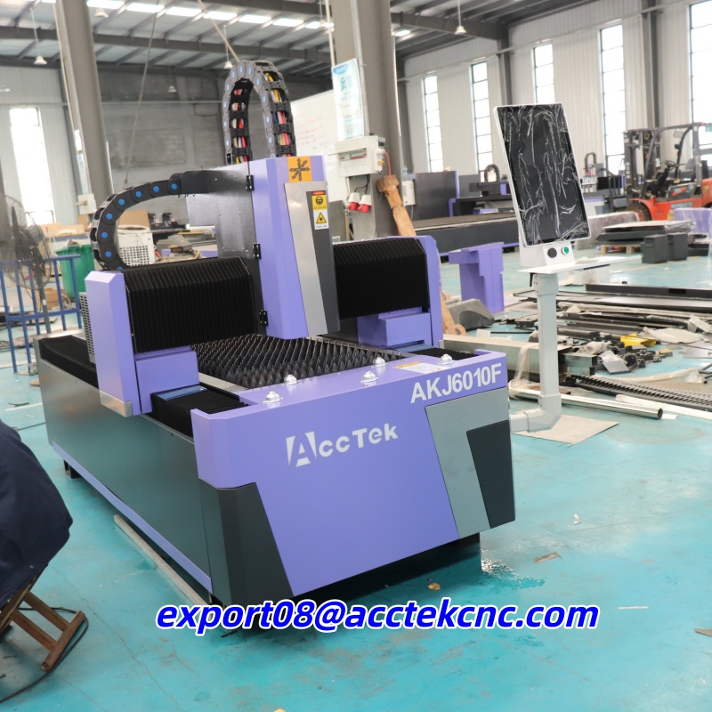 CE認証取得済み小型ファイバーレーザーカッター6060 60 - Industrial Laser Cutters のレビューと価格