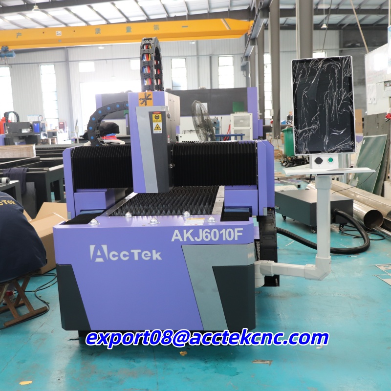 CE認証取得済み小型ファイバーレーザーカッター6060 60 - Industrial Laser Cutters のレビューと価格