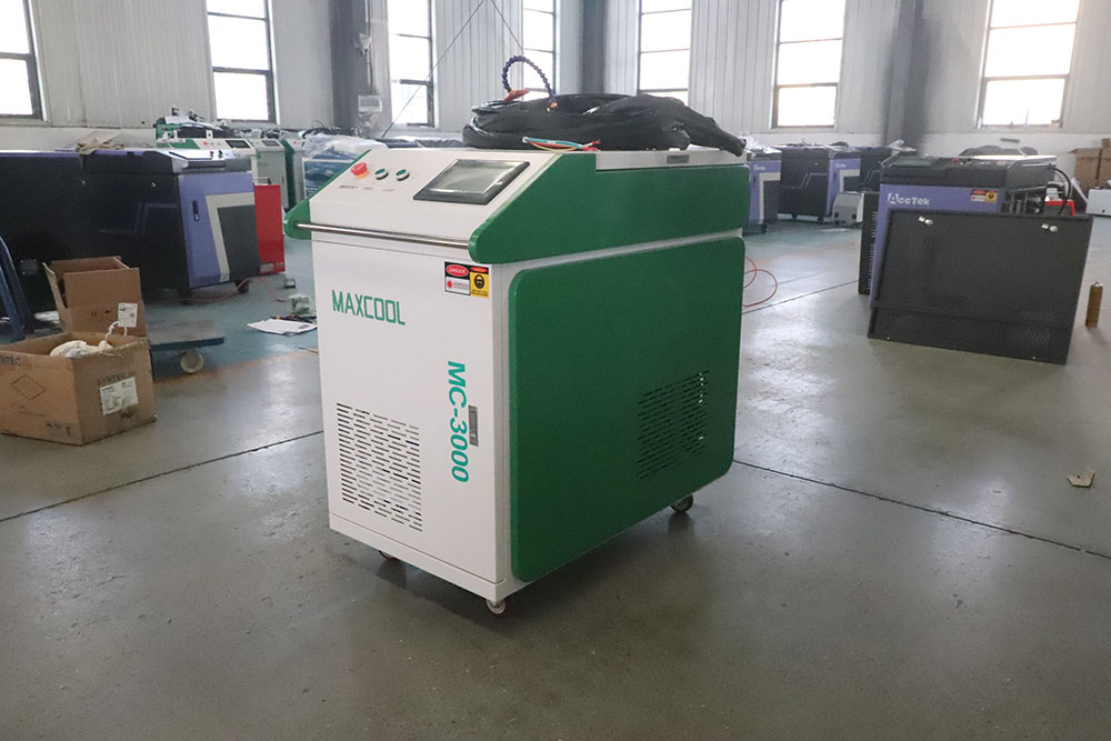 MAYCOOL ハンドヘルドレーザークリーナー 工業用錆除去 - Industrial Laser Paint Remover のレビューと価格
