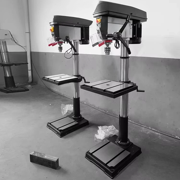 32mm径ドリル対応、レーザー位置決め機能付き電動垂直穴あけ - Industrial Laser Drill のレビューと価格