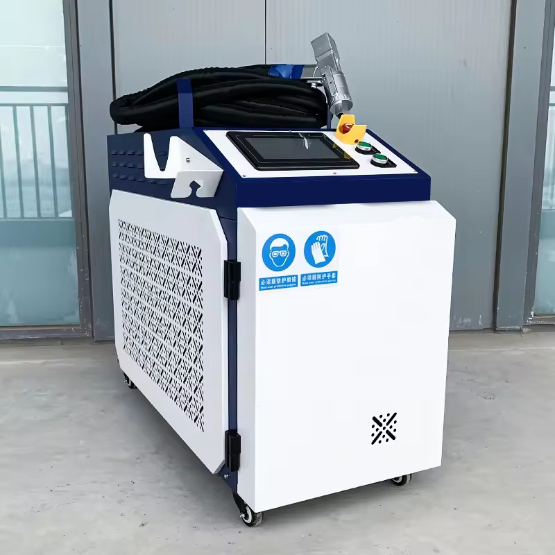 2000W産業用レーザー洗浄機工場価格、ステンレス鋼の油汚れ - Industrial Laser Paint Remover のレビューと価格