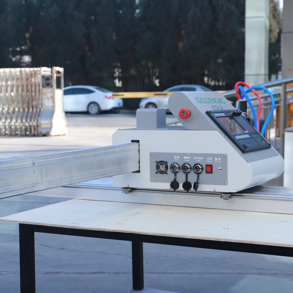 ポータブルCNCプラズマカッター（ファングリングシステム搭載 - Cnc Plasma Cutter のレビューと価格