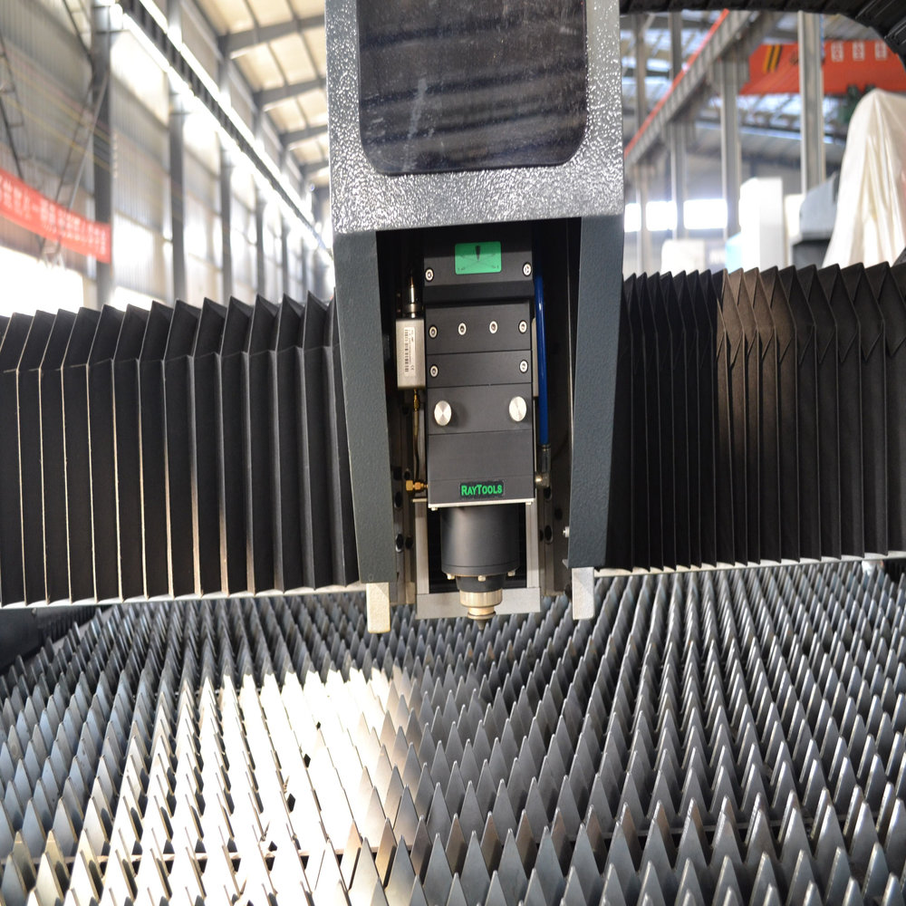 ヘビーデューティーオープンデザインファイバーレーザー切断機、 - Industrial Laser Cutters のレビューと価格